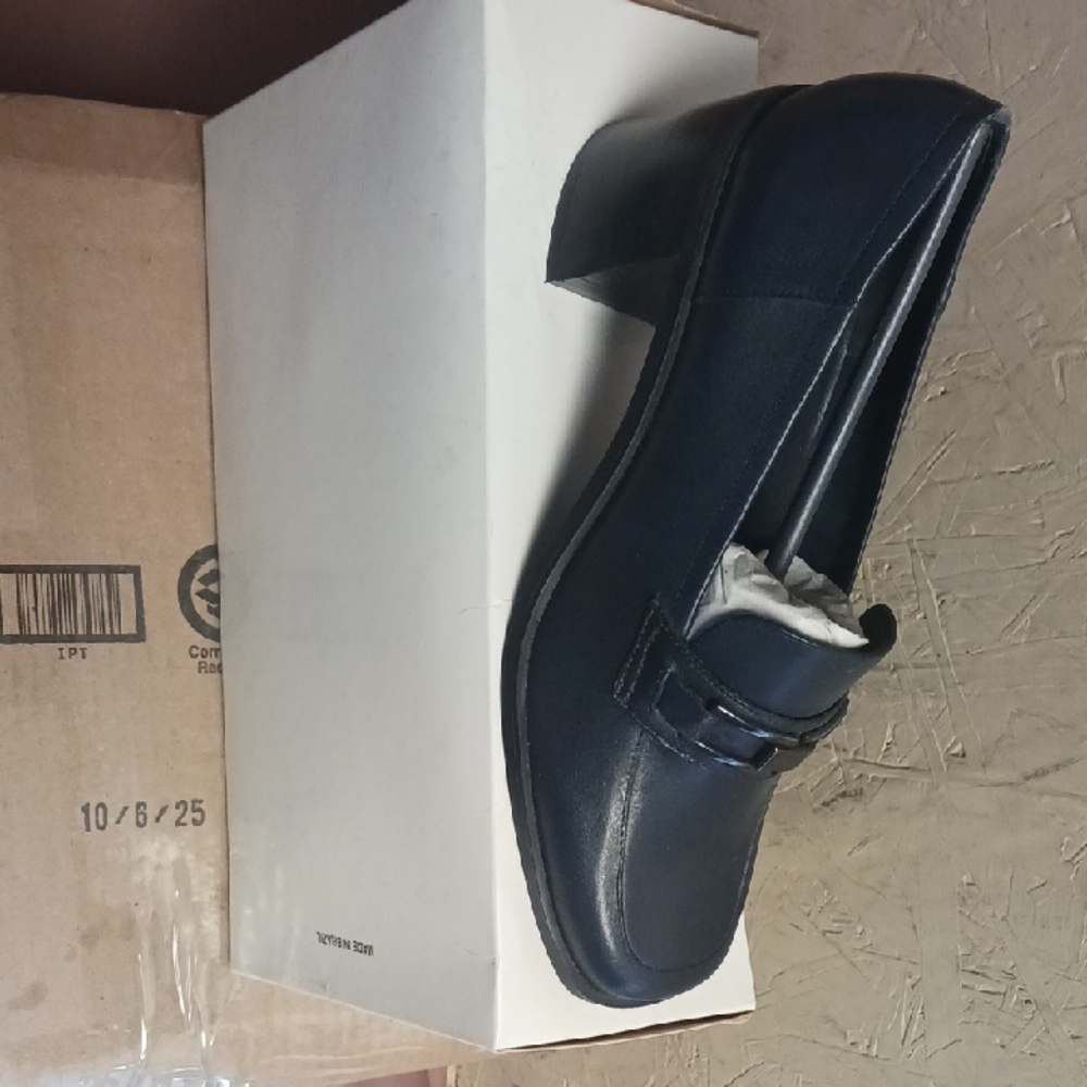 Comfortable Navy Women's Loafer With Heels